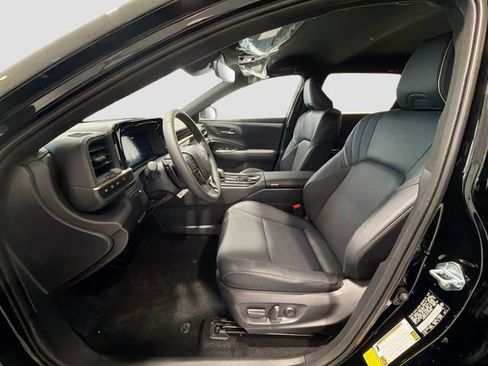 New 2026 Toyota Crown Signia image 17