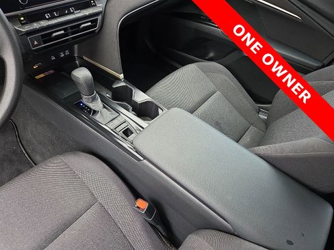 Used 2025 Toyota Camry LE image 25