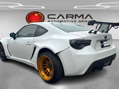 Used 2014 Scion FR-S RWD image 3