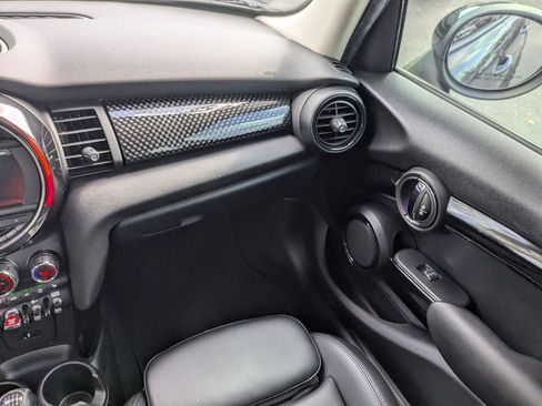 Used 2019 MINI Cooper S w/ Signature Upholstery Package image 17