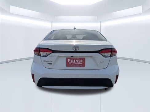 Used 2022 Toyota Corolla LE image 5