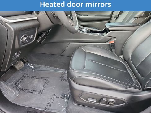 Used 2023 Jeep Grand Cherokee Limited image 18