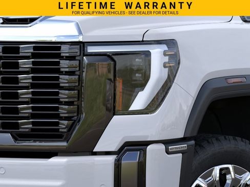 New 2026 GMC Sierra 2500 Denali Ultimate AWD/4WD image 10