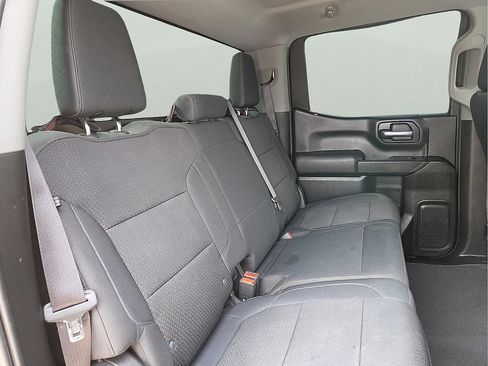Used 2019 Chevrolet Silverado 1500 Custom w/ Custom Value Package RWD image 10