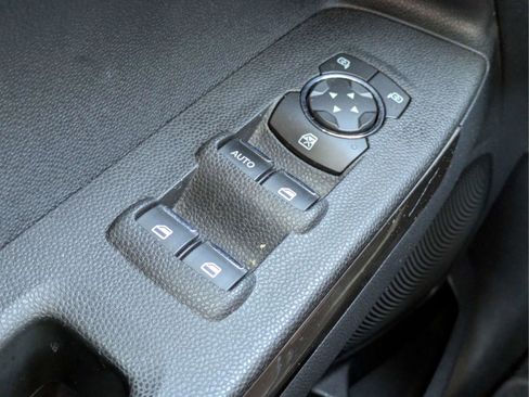 Used 2020 Ford EcoSport SE FWD image 26