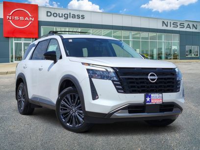 New 2026 Nissan Pathfinder SL w/ SL Premium Package