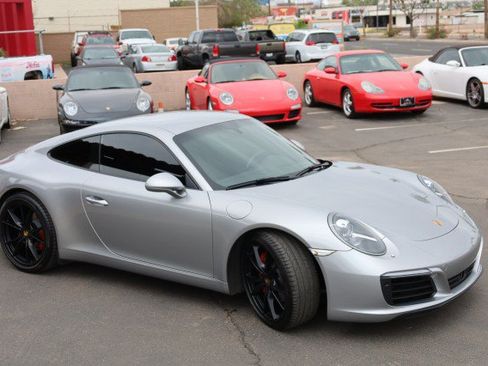 Used 2017 Porsche 911 Carrera RWD image 11