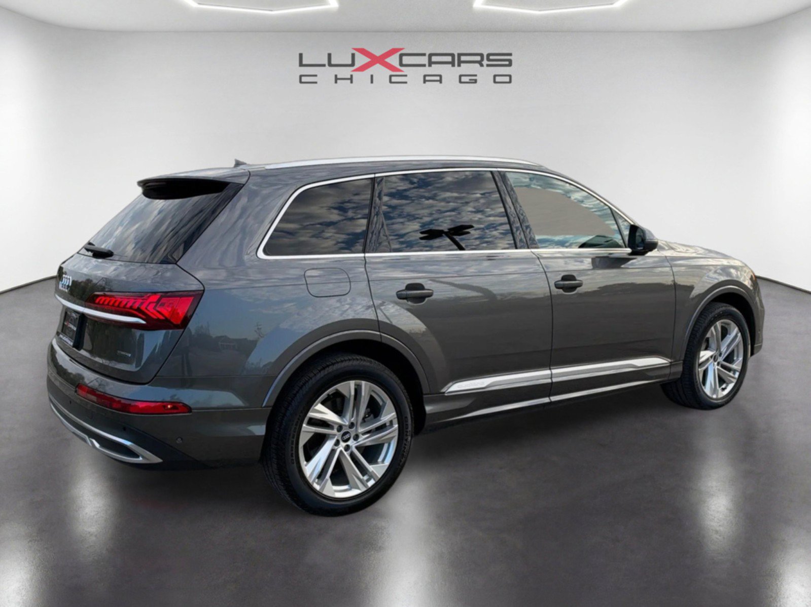 Used 2021 Audi Q7 2.0T Premium Plus w/ Premium Plus Package AWD/4WD image 5