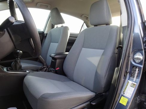 Used 2016 Toyota Corolla L image 11