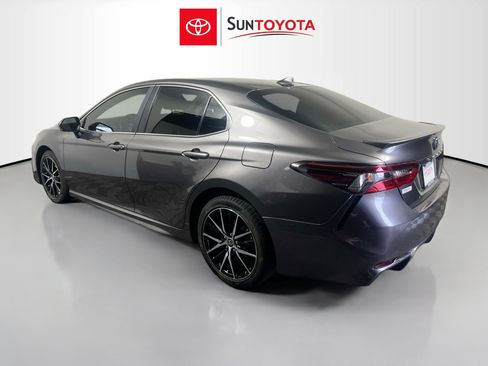 Used 2024 Toyota Camry SE w/ Convenience Package image 6