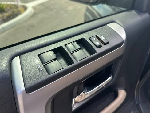 Used 2024 Toyota 4Runner SR5 Premium w/ Moonroof Package AWD/4WD image 15