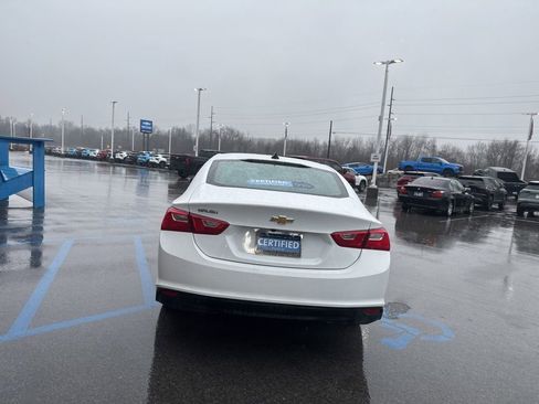 Used 2024 Chevrolet Malibu LS image 17