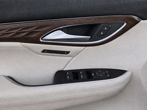 Certified 2021 Buick Envision Avenir FWD image 17