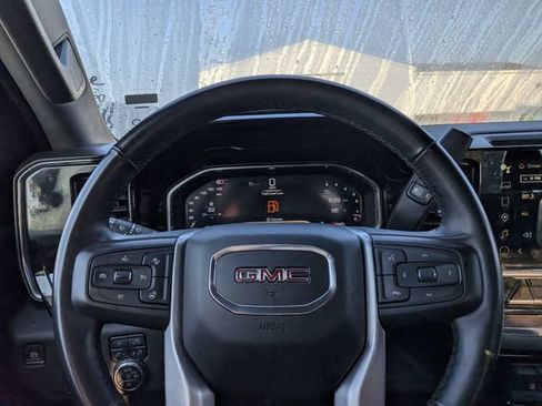 Used 2025 GMC Sierra 1500 SLT RWD image 10