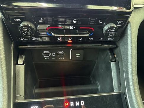 Used 2024 Jeep Grand Cherokee Limited 4xe image 28