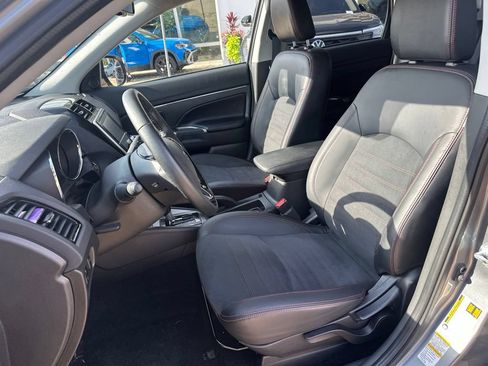 Used 2025 Mitsubishi Outlander Sport SE AWD/4WD image 10