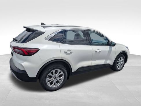Used 2023 Ford Escape Active w/ Cold Weather Package FWD image 34