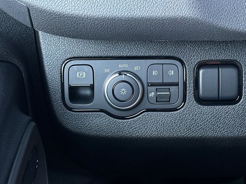 New 2025 Mercedes-Benz Sprinter 2500 image 27