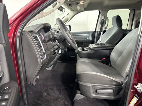 Used 2024 RAM 1500 Classic SLT image 11