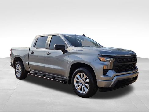 Used 2023 Chevrolet Silverado 1500 Custom RWD image 4