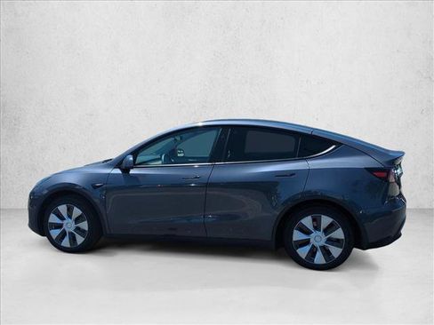 Used 2023 Tesla Model Y Long Range AWD/4WD image 9