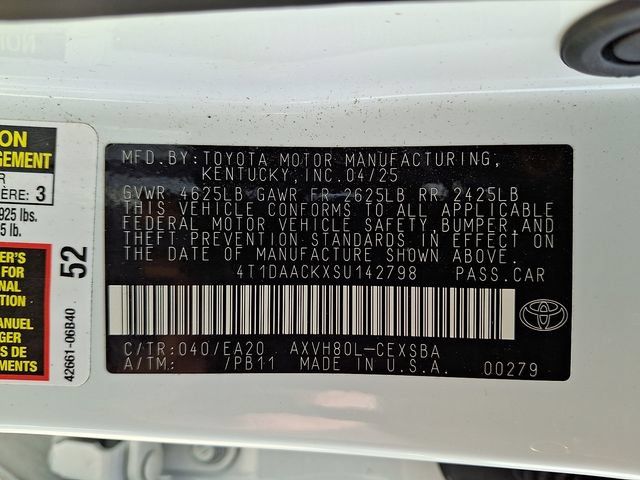 Used 2025 Toyota Camry SE FWD image 27