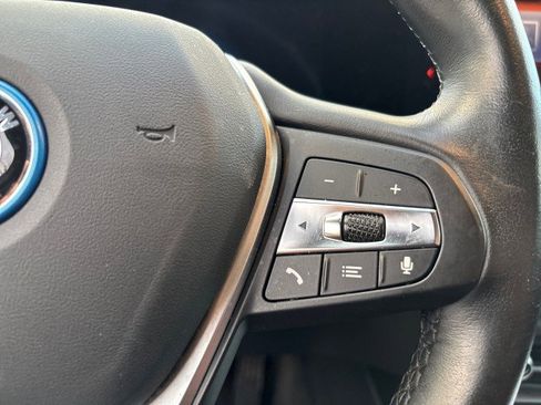 Used 2023 BMW i4 eDrive40 w/ Premium Package image 22