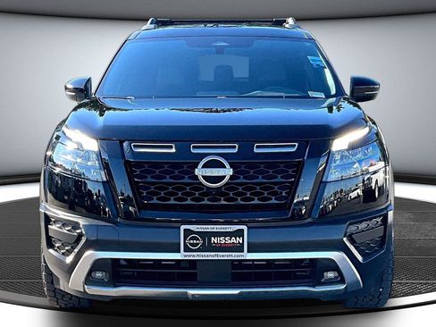 Used 2024 Nissan Pathfinder Rock Creek AWD/4WD image 3