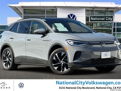 Certified 2022 Volkswagen ID.4 Pro S image 1