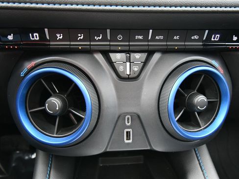 Used 2024 Chevrolet Blazer RS w/ Driver Confidence II Package FWD image 30