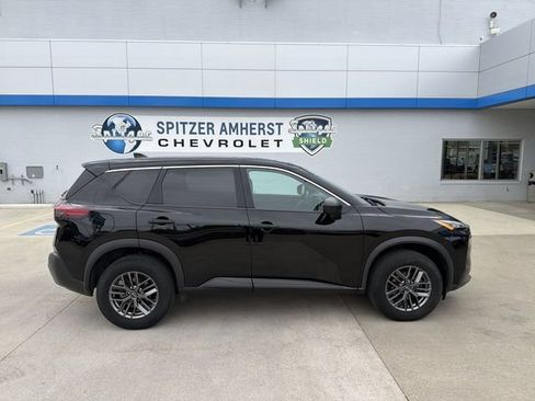 Used 2023 Nissan Rogue S AWD/4WD image 11