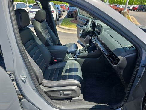 Used 2023 Honda CR-V Sport Touring image 10