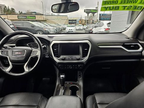 Used 2017 GMC Acadia SLT image 14