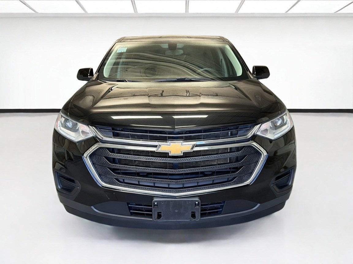 Used 2021 Chevrolet Traverse LS w/ LPO, Floor Liner Package FWD image 2
