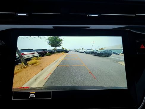 Used 2023 Chevrolet Bolt EUV LT w/ Redline Edition image 43