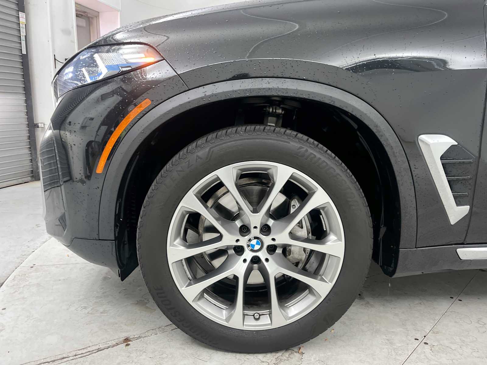 Used 2024 BMW X5 xDrive40i w/ Premium Package AWD/4WD image 25