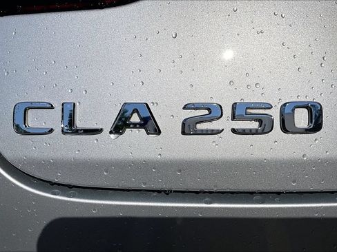 Certified 2021 Mercedes-Benz CLA 250 4MATIC image 33