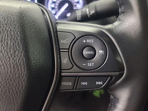 Used 2024 Toyota Camry SE image 29