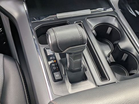 Used 2025 Ford F150 Lariat w/ Equipment Group 501A Mid image 25