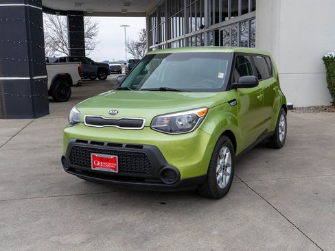Used 2016 Kia Soul image 3