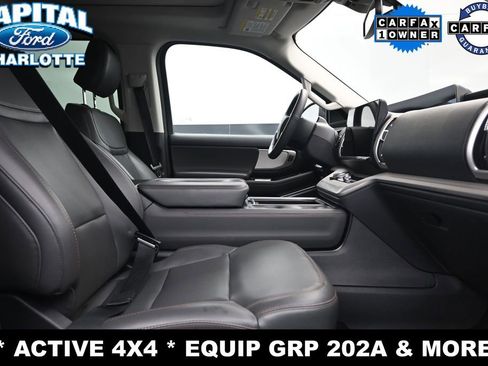 Used 2025 Ford Expedition Max Active AWD/4WD image 13