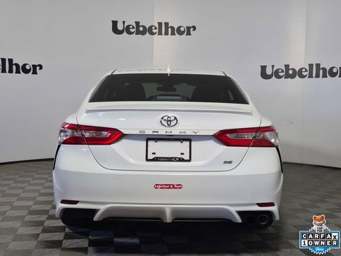 Used 2019 Toyota Camry SE FWD image 6