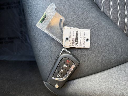 Certified 2023 Toyota Camry SE image 29