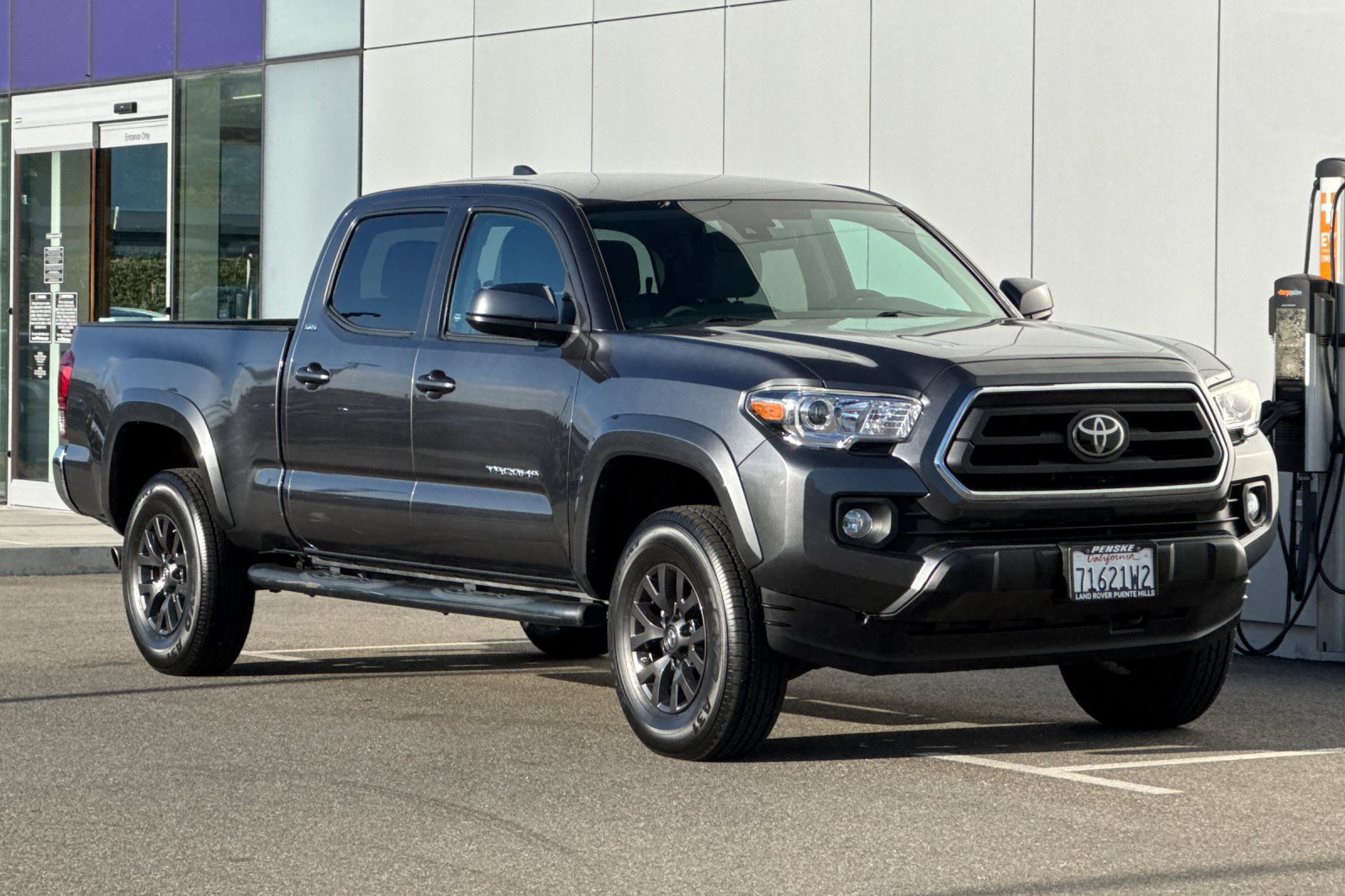 Used 2020 Toyota Tacoma SR5 RWD image 7
