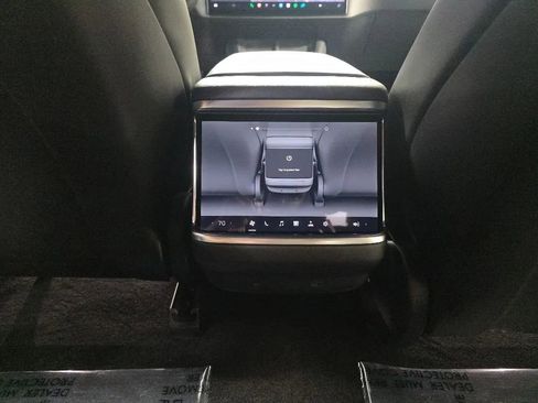 Used 2023 Tesla Model S Standard Range image 16