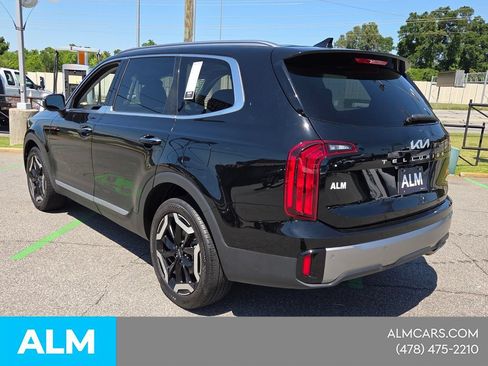 Used 2025 Kia Telluride S FWD image 13