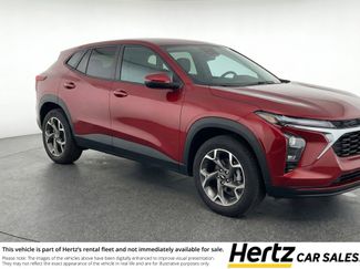 Used 2025 Chevrolet Trax LT video 1