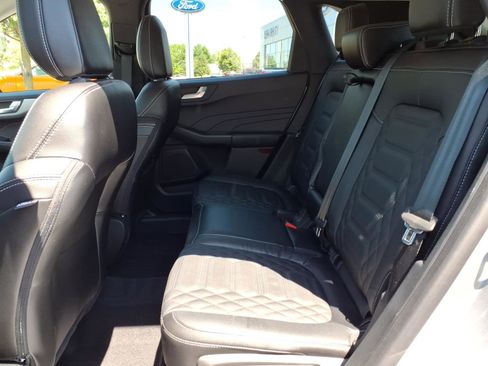 Used 2023 Ford Escape Platinum w/ Premium Technology Package AWD/4WD image 5