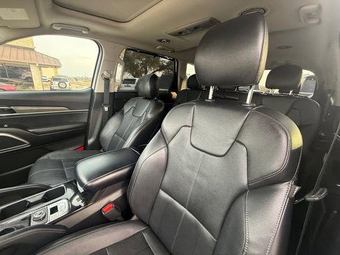 Used 2021 Kia Telluride EX image 26