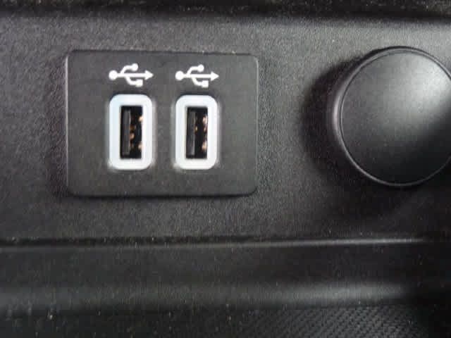 Used 2019 Ford Fusion SE FWD image 24